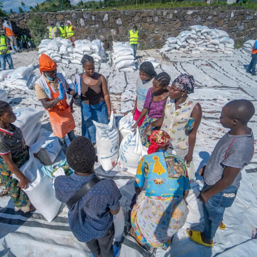 World Food Programme Photo taken by Michael Castofas, Multiple refugees gathering together
